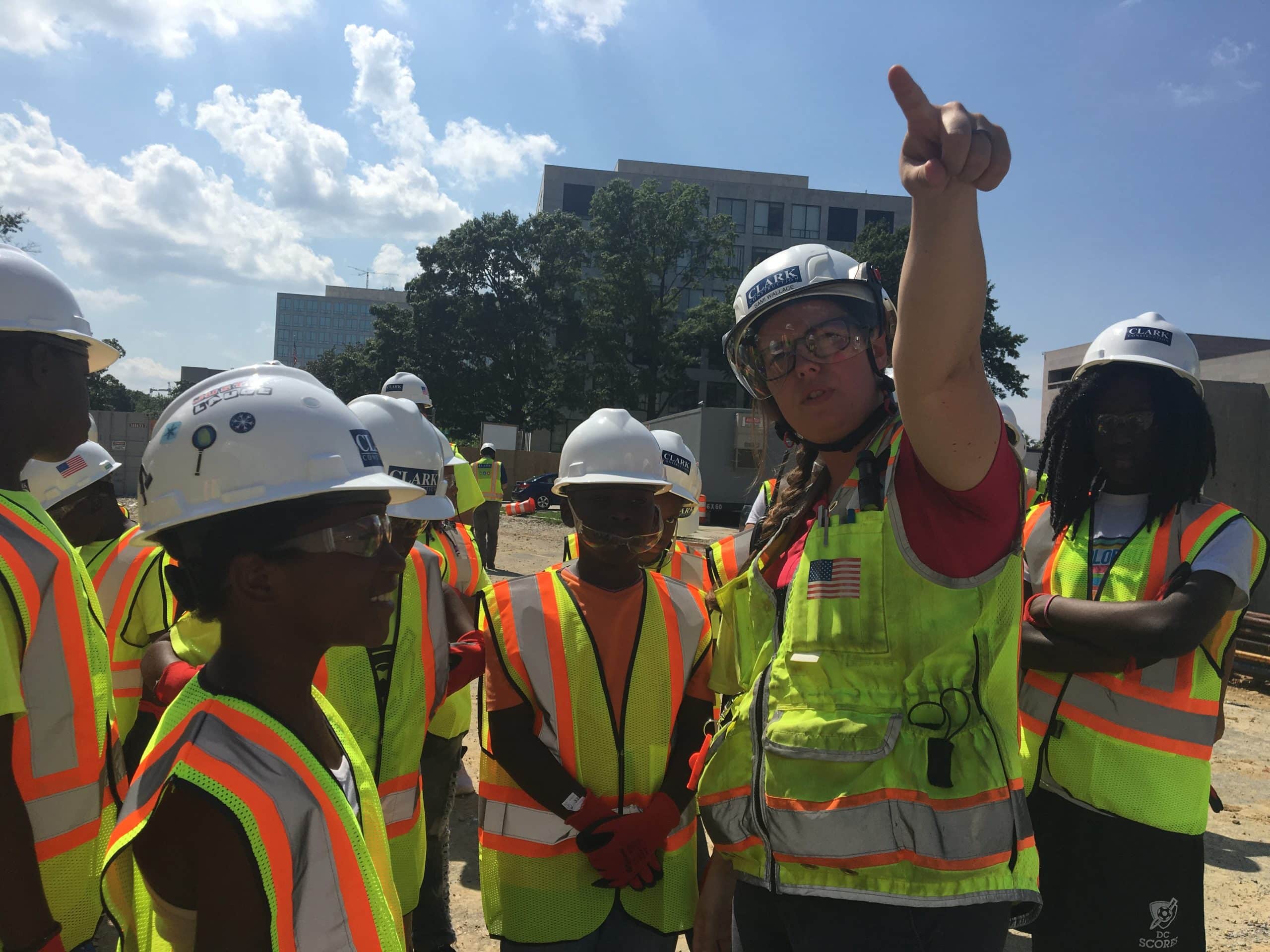 Leckie visits Clark Construction